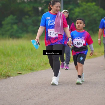 Runner Photo 8136879