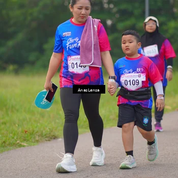 Runner Photo 8136889