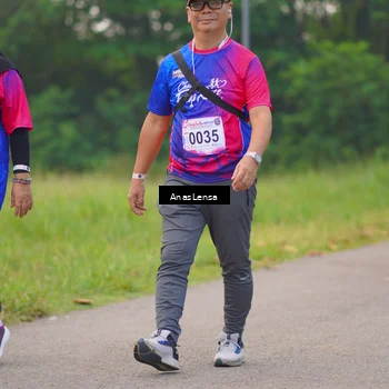 Runner Photo 8136901