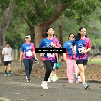 Runner Photo 8136912