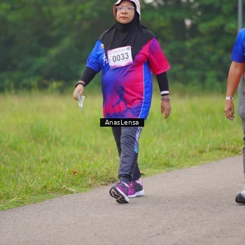 Runner Photo 8136916