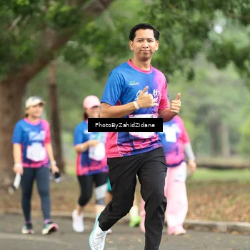 Runner Photo 8136922