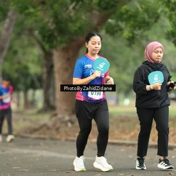 Runner Photo 8136962