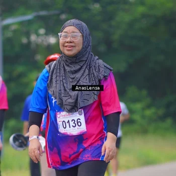 Runner Photo 8136972