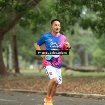 Runner Photo 8137289