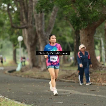 Runner Photo 8137309