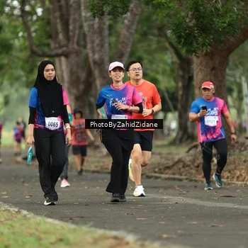 Runner Photo 8137354