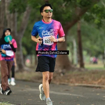 Runner Photo 8137381