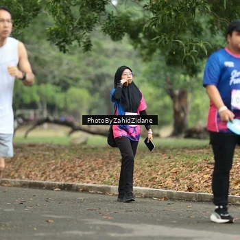 Runner Photo 8137415