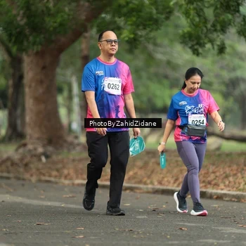 Runner Photo 8137421