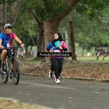 Runner Photo 8137436