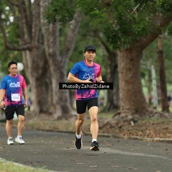 Runner Photo 8137458