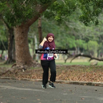 Runner Photo 8137536