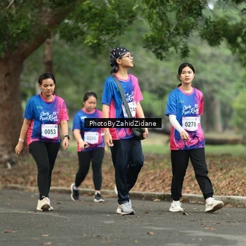 Runner Photo 8137590