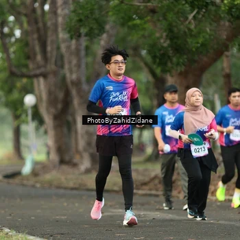 Runner Photo 8137604