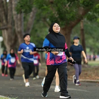Runner Photo 8137766