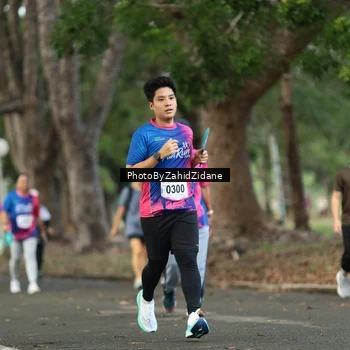 Runner Photo 8137797