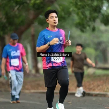 Runner Photo 8137802