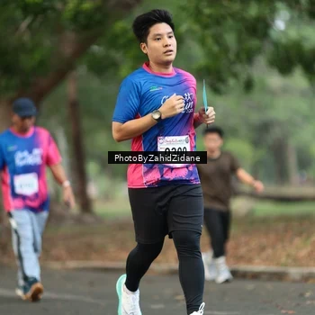 Runner Photo 8137807