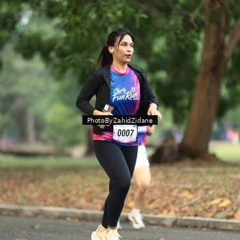Runner Photo 8137874