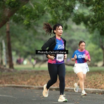 Runner Photo 8137878