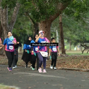 Runner Photo 8137883