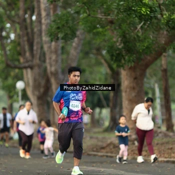 Runner Photo 8137904