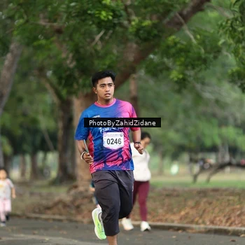 Runner Photo 8137910