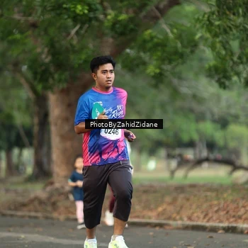Runner Photo 8137915