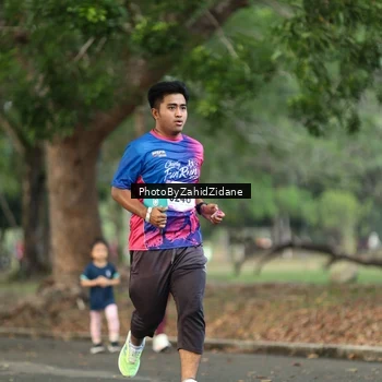Runner Photo 8137916