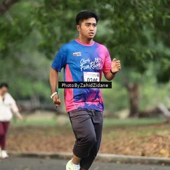Runner Photo 8137918