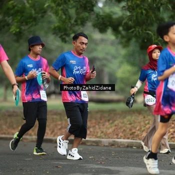 Runner Photo 8137991