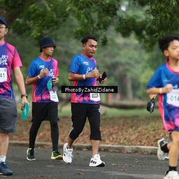 Runner Photo 8137993