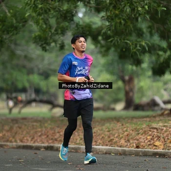 Runner Photo 8137996