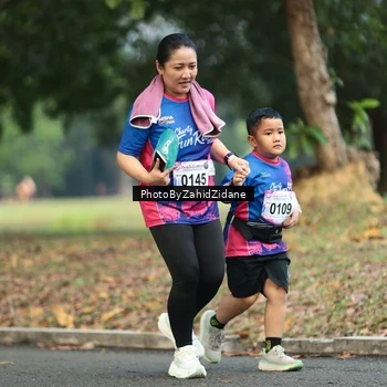 Runner Photo 8138030