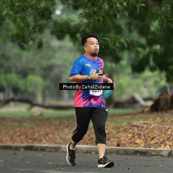Runner Photo 8138036