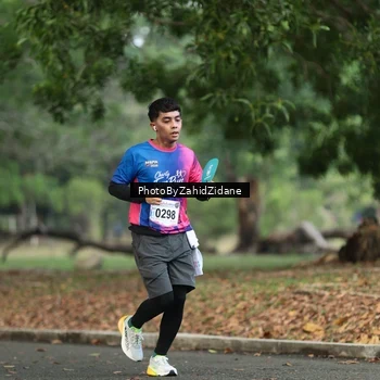 Runner Photo 8138043