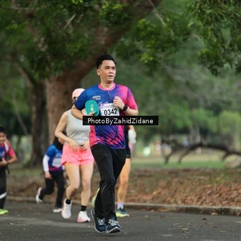 Runner Photo 8138077