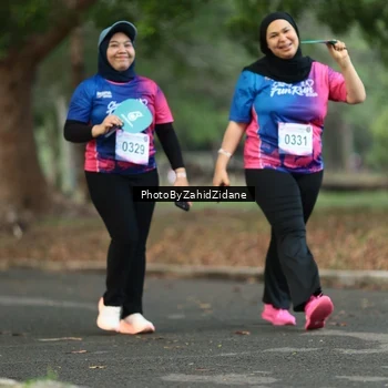 Runner Photo 8138100
