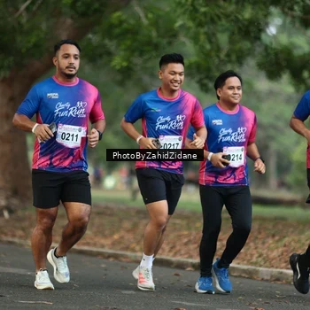 Runner Photo 8138109