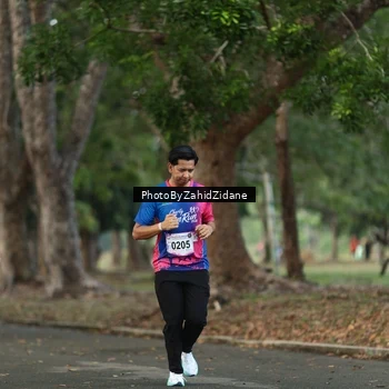 Runner Photo 8138124