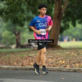 Runner Photo 8138141