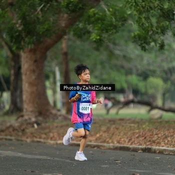 Runner Photo 8138157