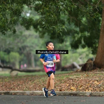 Runner Photo 8138181