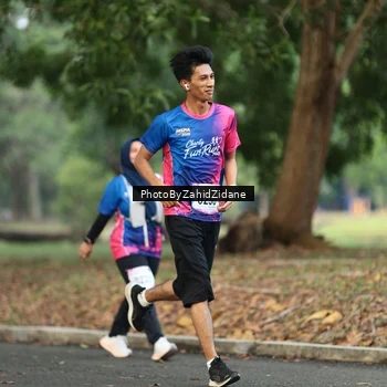 Runner Photo 8138237