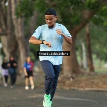 Runner Photo 8138375