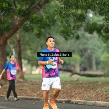 Runner Photo 8138460