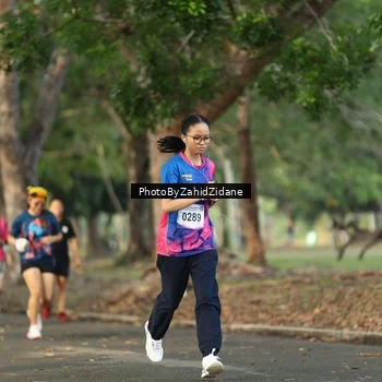 Runner Photo 8138464