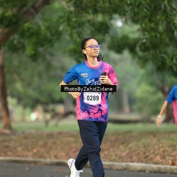 Runner Photo 8138474