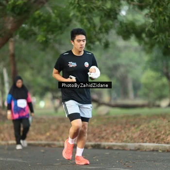 Runner Photo 8138510